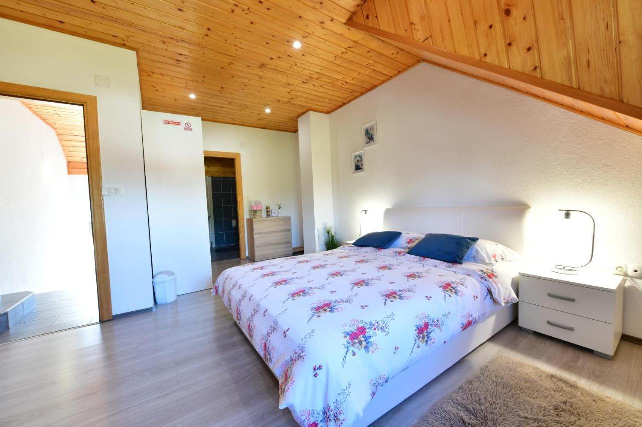 Guest House Jagoda Rakovica Eksteriør billede
