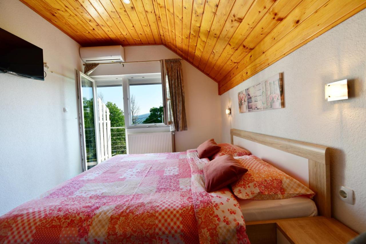 Guest House Jagoda Rakovica Eksteriør billede