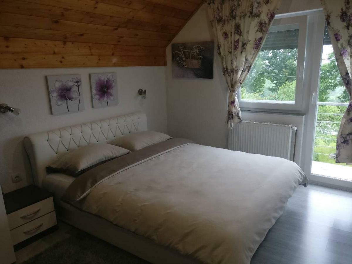 Guest House Jagoda Rakovica Eksteriør billede