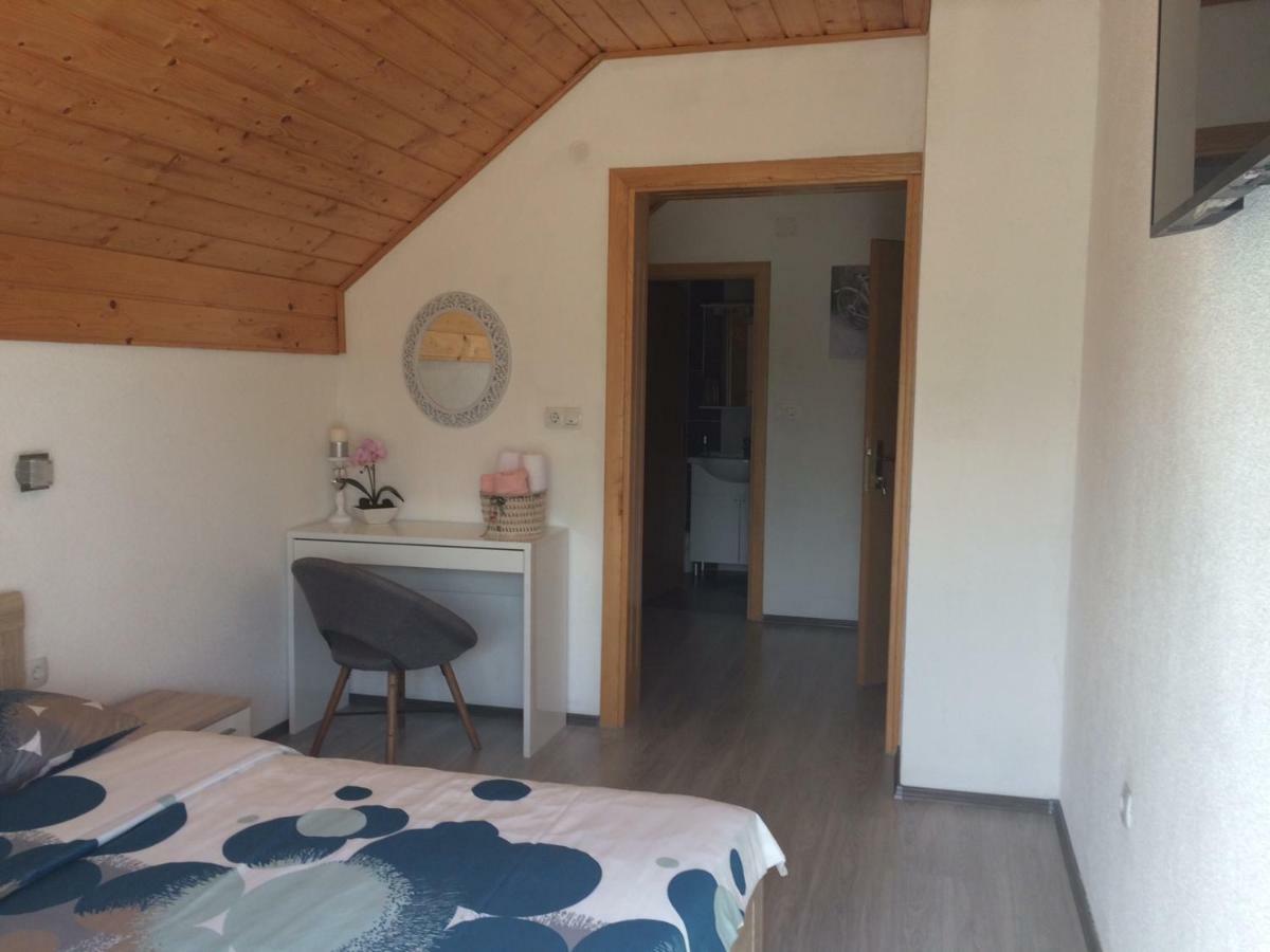 Guest House Jagoda Rakovica Eksteriør billede