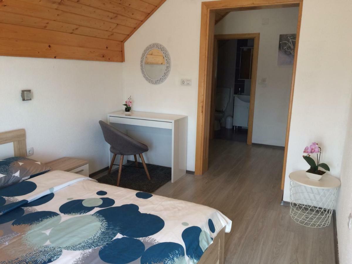 Guest House Jagoda Rakovica Eksteriør billede